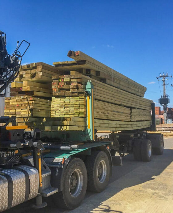 Transport drewna z tartaku